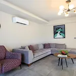 Merkez De Sauna,jakuzi ,tuerk Hamami, Pool ,bbq, Isitmali Havuz ,yerden Isitma Vila Fethiye