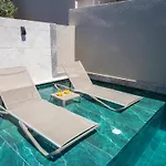 Merkez De Sauna,jakuzi ,tuerk Hamami, Pool ,bbq, Isitmali Havuz ,yerden Isitma