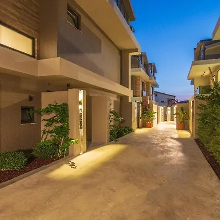 Вилла Balmain&sauna,jakuzi ,tuerk Hamami, Pool ,bbq, Isitmali Havuz ,yerden Isitma Фетхие