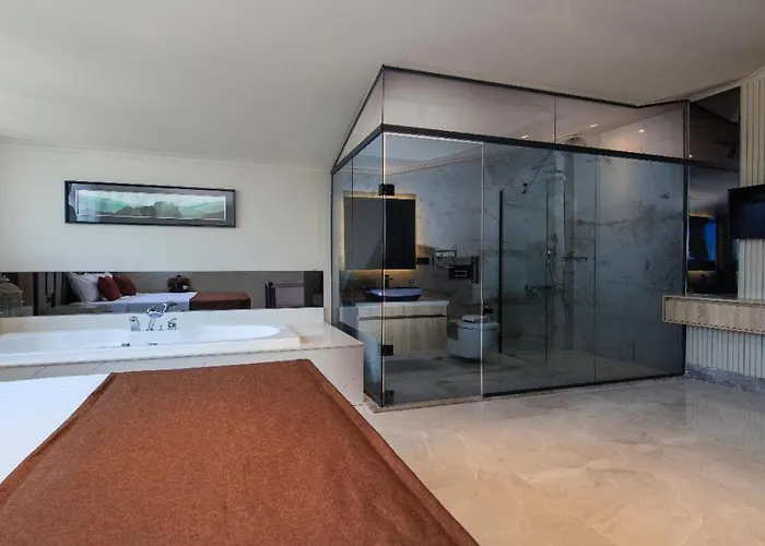 Balmain&sauna,jakuzi ,türk Hamamı, Pool ,bbq, Isıtmalı Havuz ,yerden Isıtma Fethiye