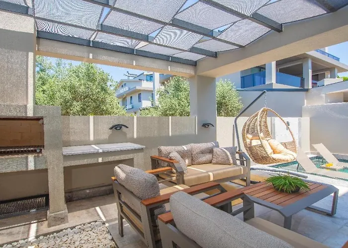 Merkez De Sauna,jakuzi ,tuerk Hamami, Pool ,bbq, Isitmali Havuz ,yerden Isitma