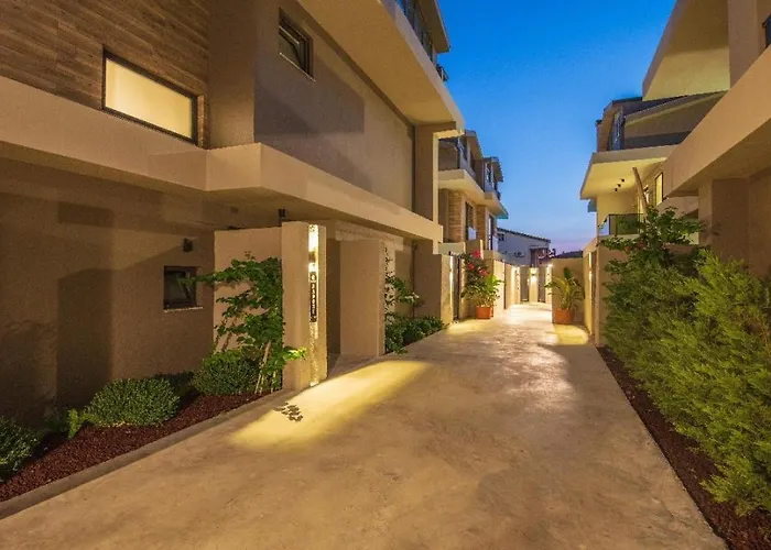 Villa Merkez De Sauna,jakuzi ,tuerk Hamami, Pool ,bbq, Isitmali Havuz ,yerden Isitma Fethiye